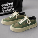 Men's casual sneakers
