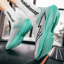 MX200 Sneakers